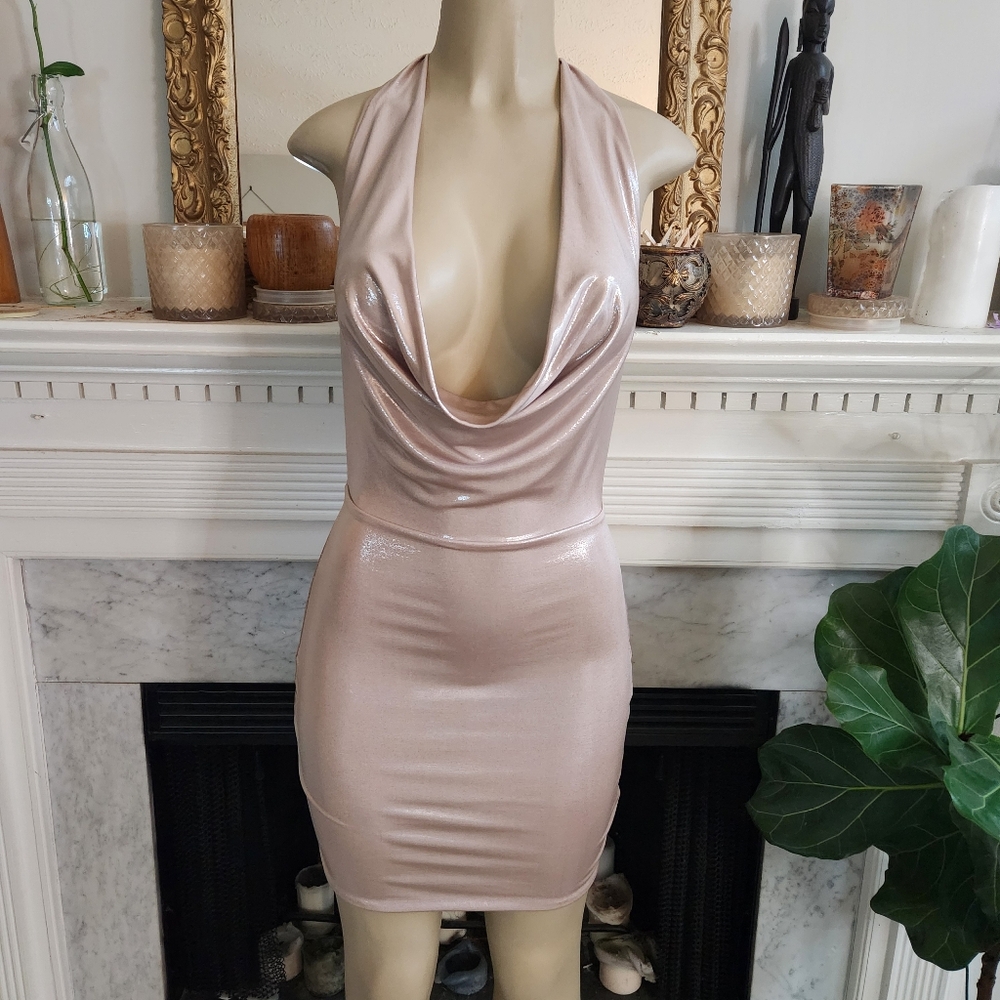 Club L London Gold Mini Halter Dress Size 6 Stretch Metallic Backless Glamoratti - Picture 5 of 15